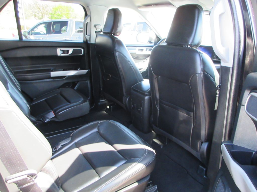 2024 Ford Explorer Image 11