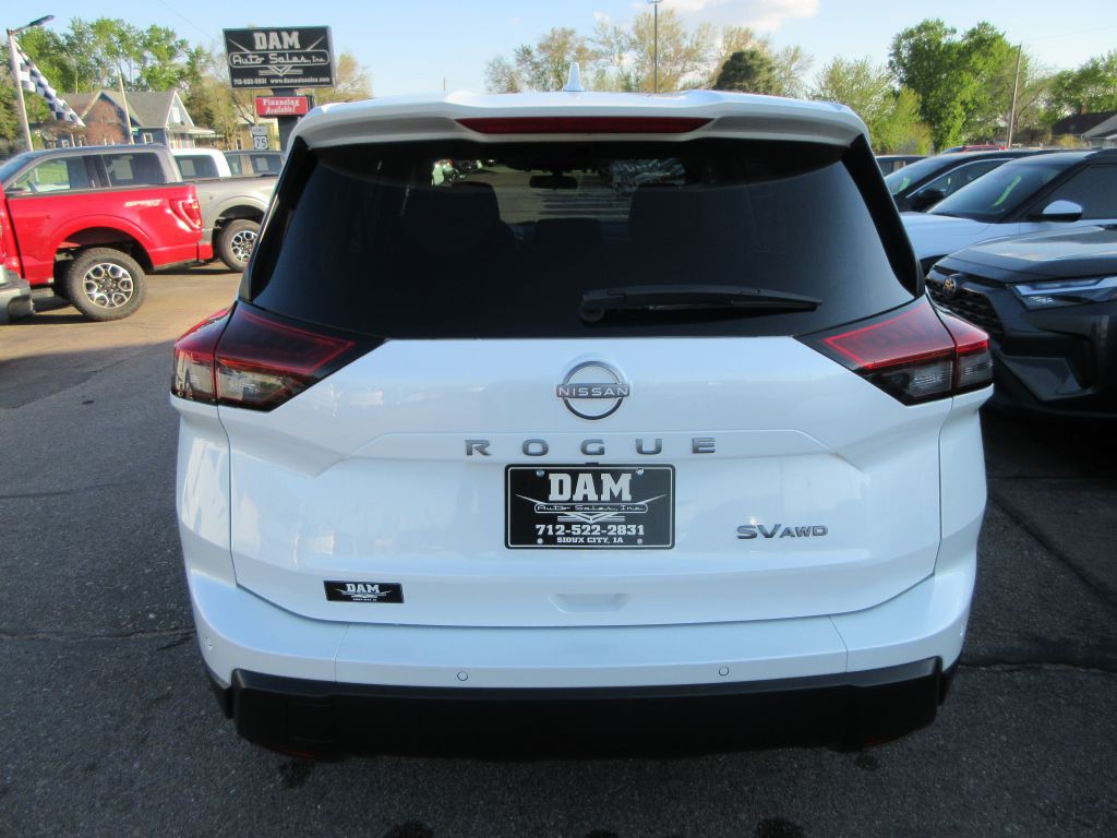 2024 Nissan Rogue Image 4