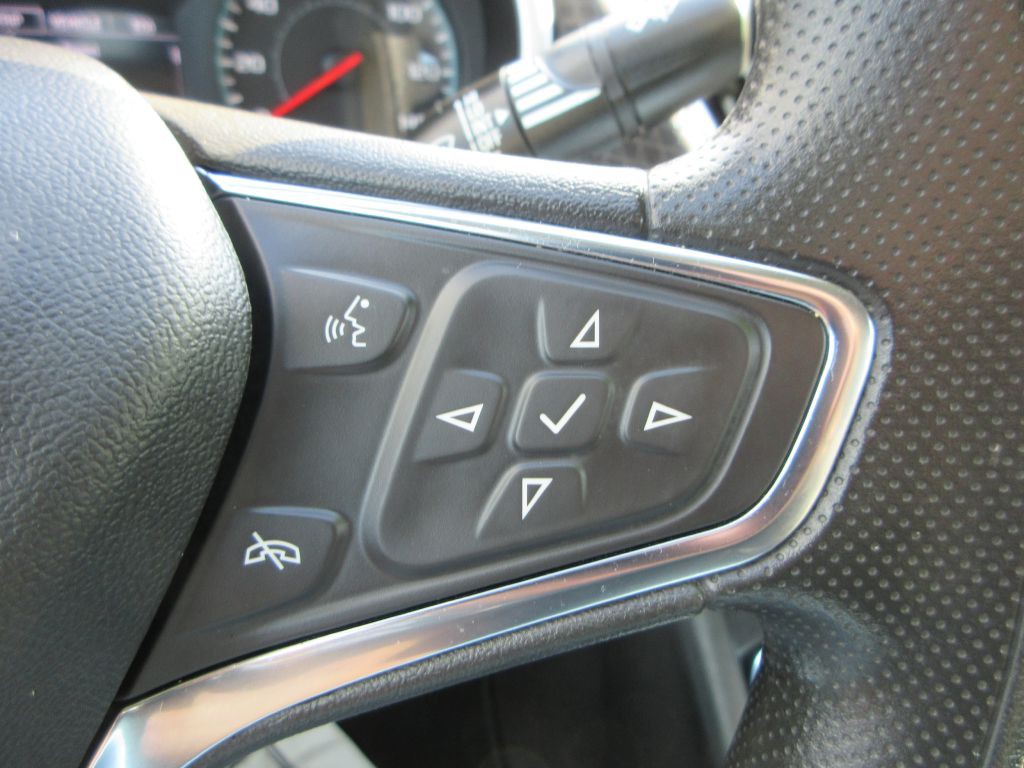 2023 Chevrolet Malibu Image 17