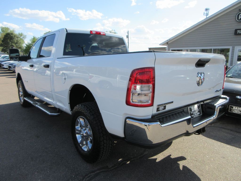 2024 RAM 2500 Image 3