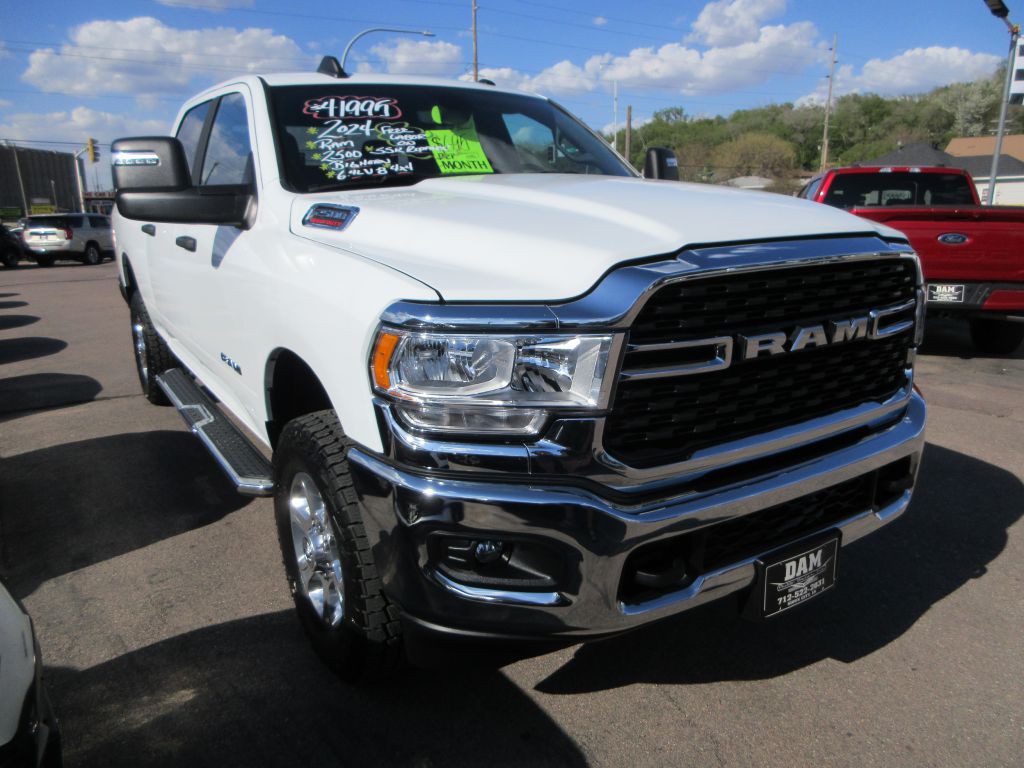 2024 RAM 2500 Image 6