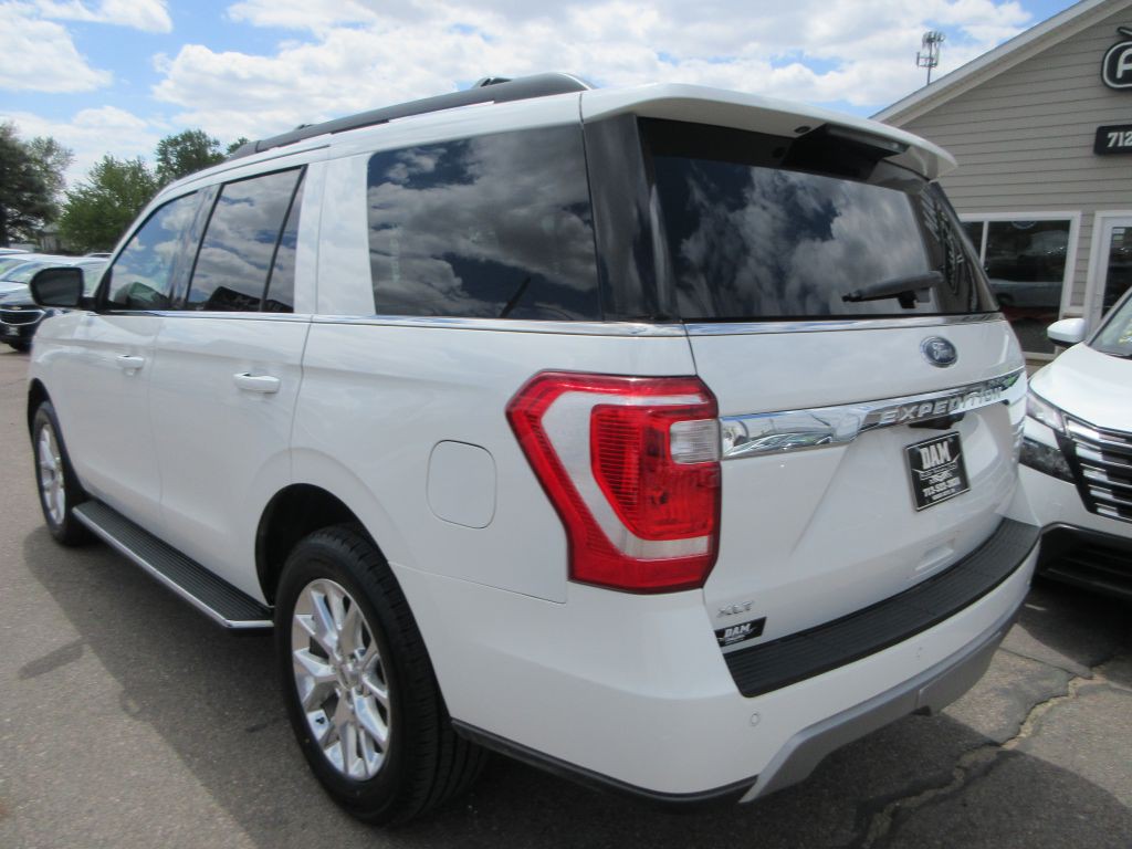 2021 Ford Expedition Image 3