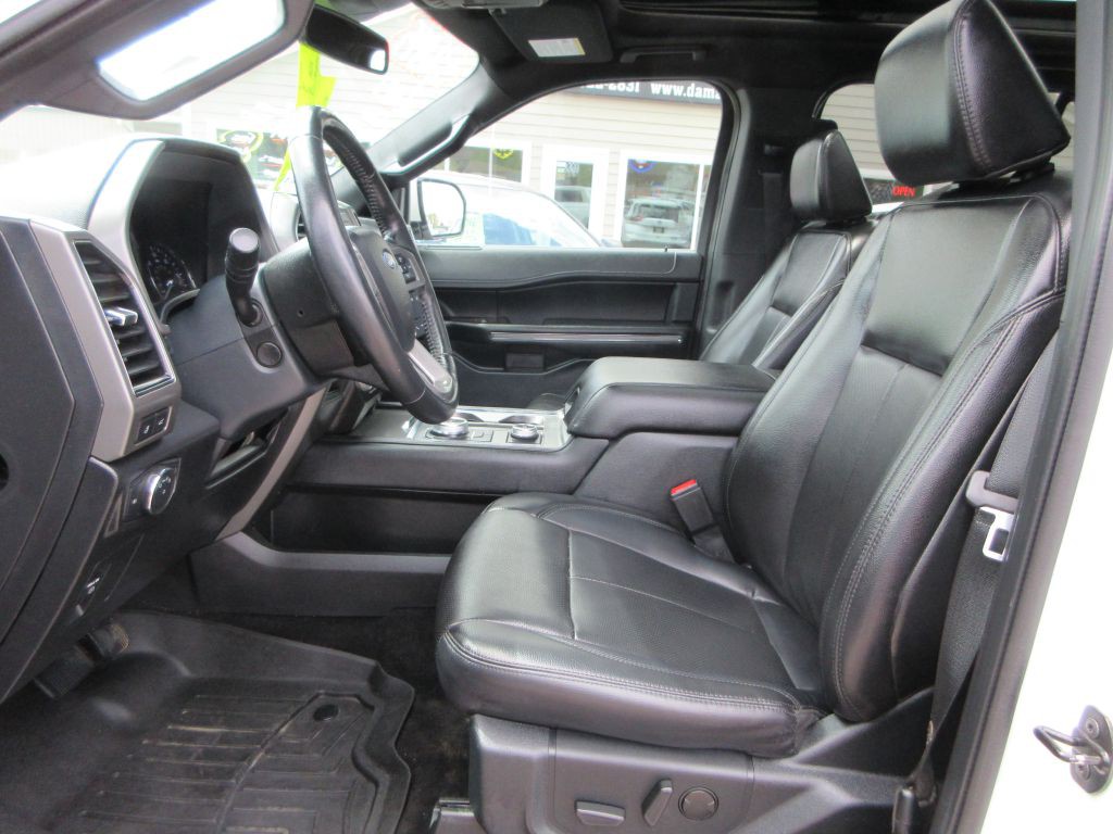 2021 Ford Expedition Image 8
