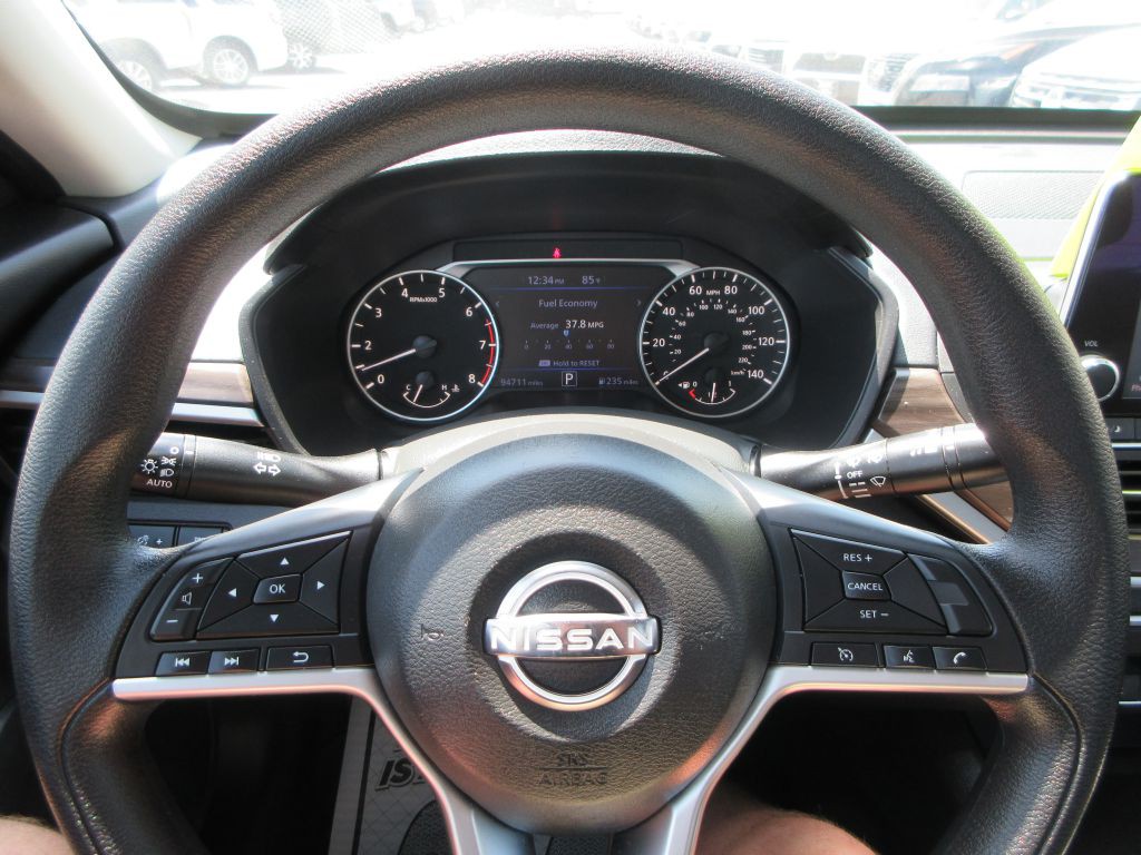 2024 Nissan Altima Image 14