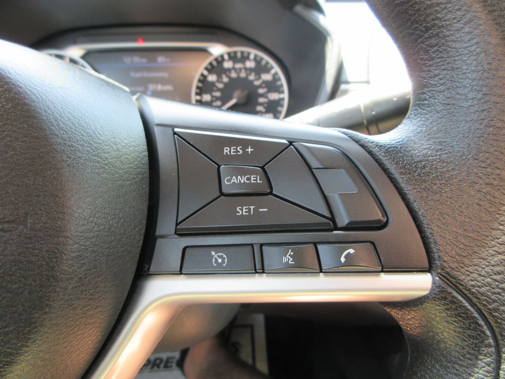 2024 Nissan Altima Image 17