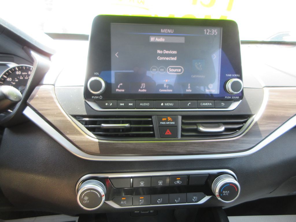 2024 Nissan Altima Image 18