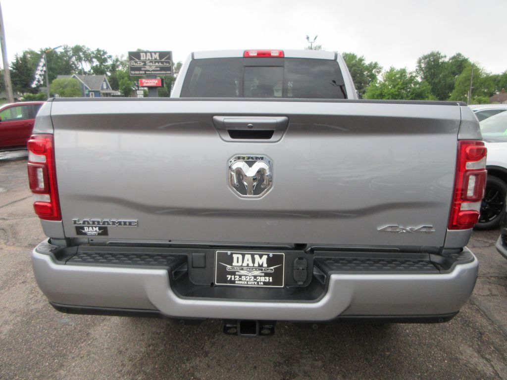 2024 RAM 2500 Image 3