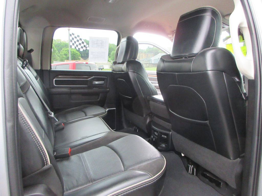 2024 RAM 2500 Image 9