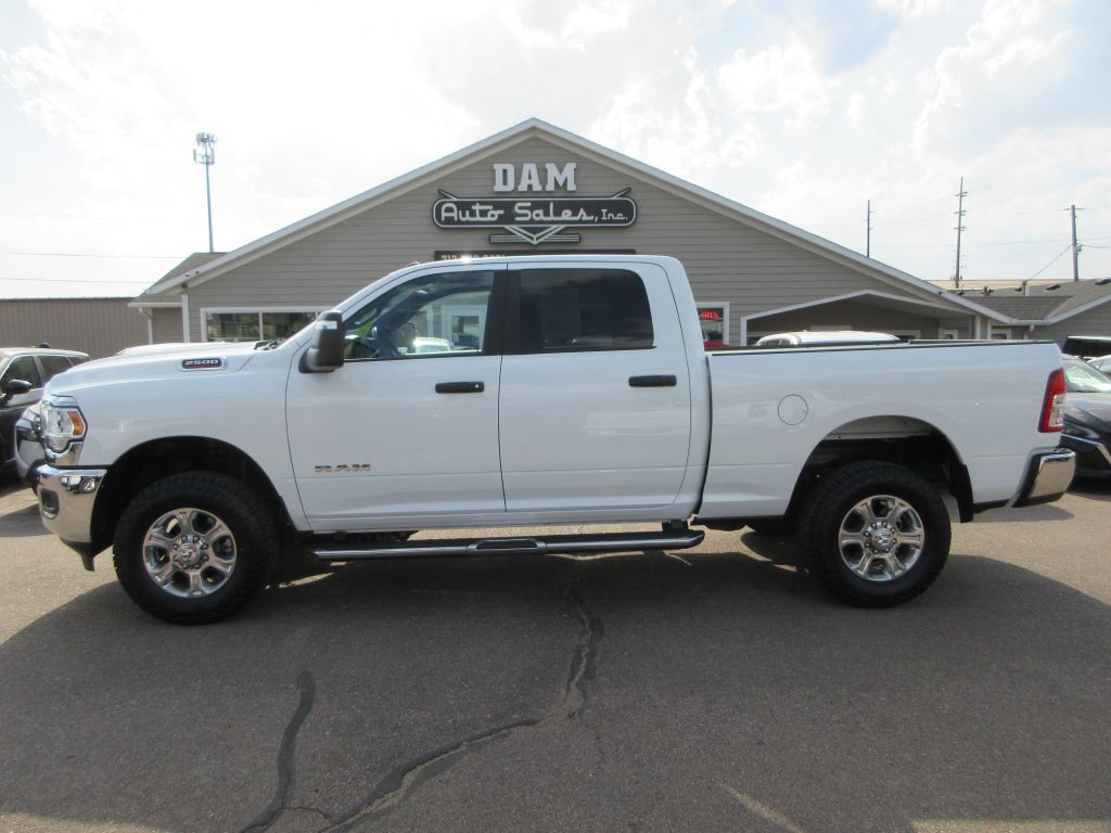 2024 RAM 2500 Image 2