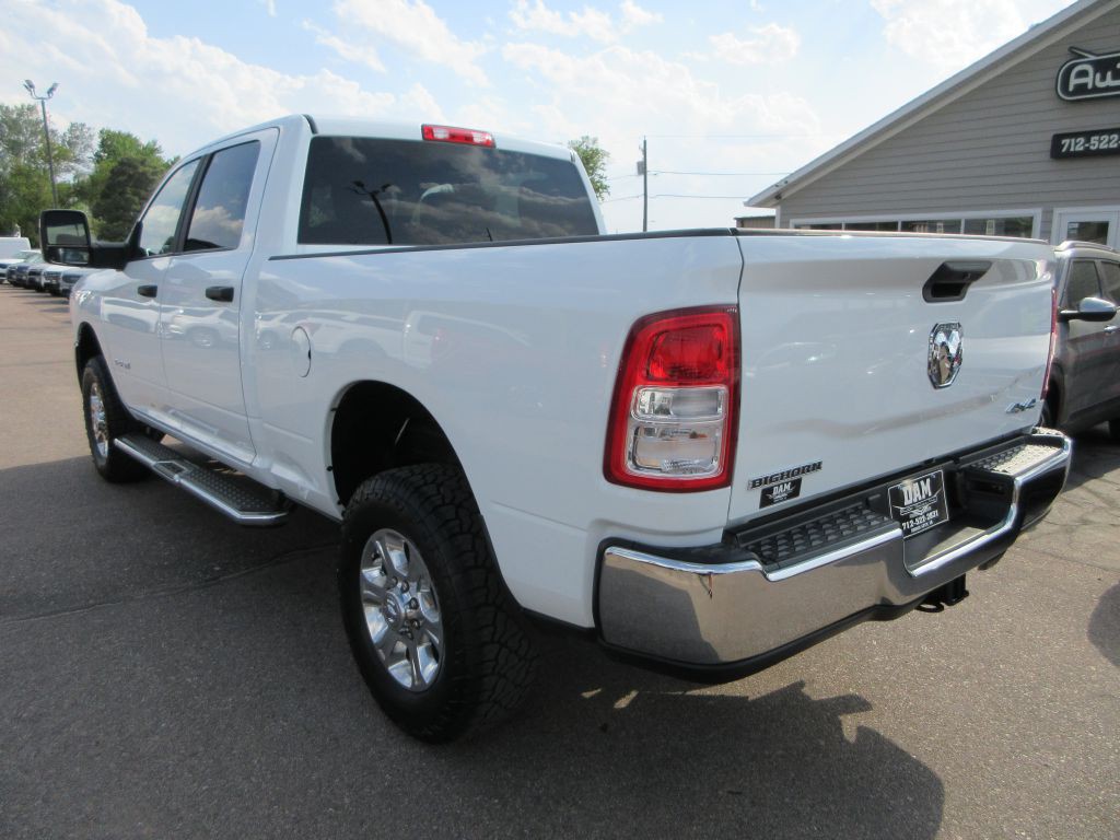 2024 RAM 2500 Image 3