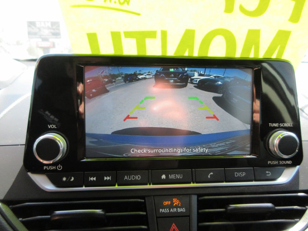 2024 Nissan Altima Image 19