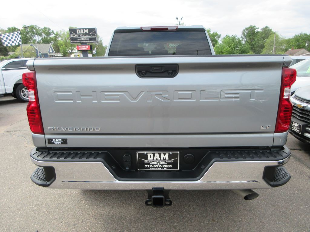 2024 Chevrolet Silverado 1500 Image 4
