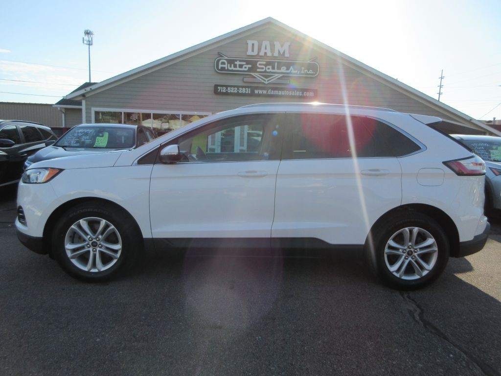 2020 Ford Edge Image 2