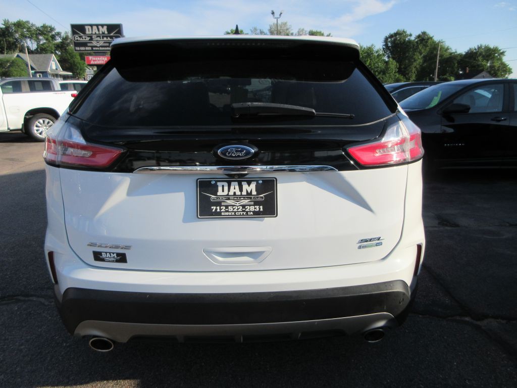 2020 Ford Edge Image 4