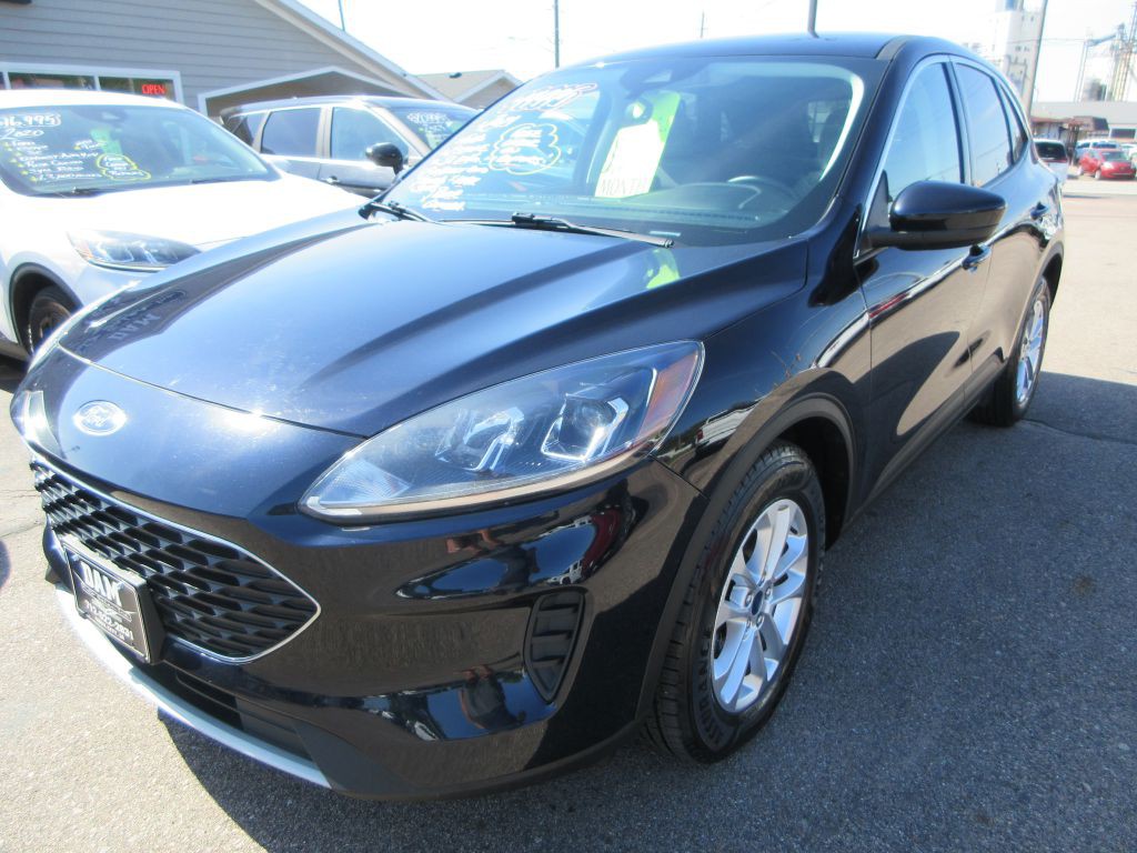2021 Ford Escape Image 1