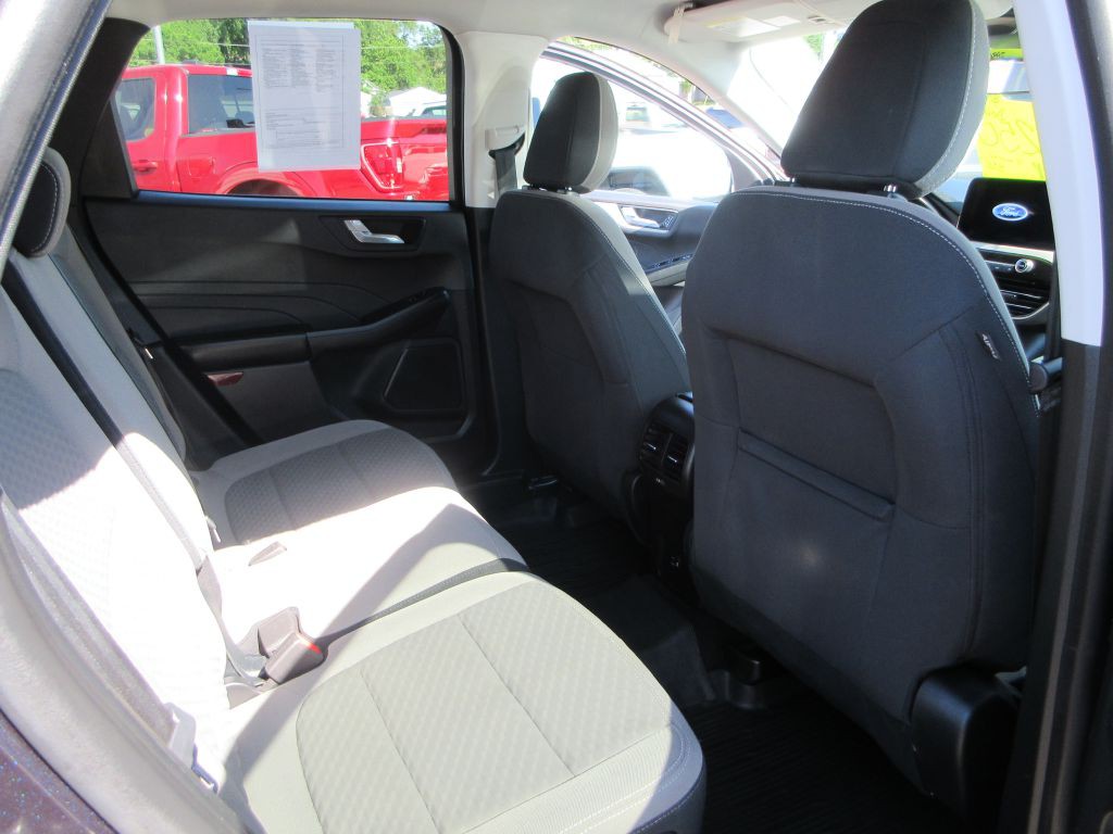 2021 Ford Escape Image 10