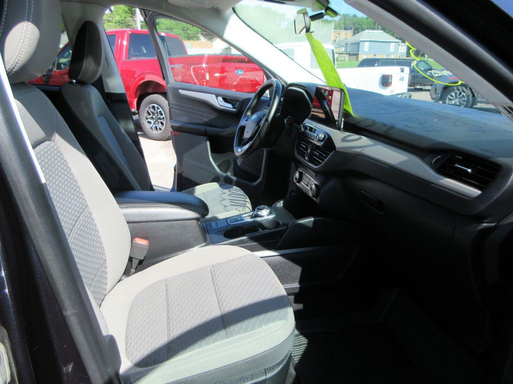 2021 Ford Escape Image 11