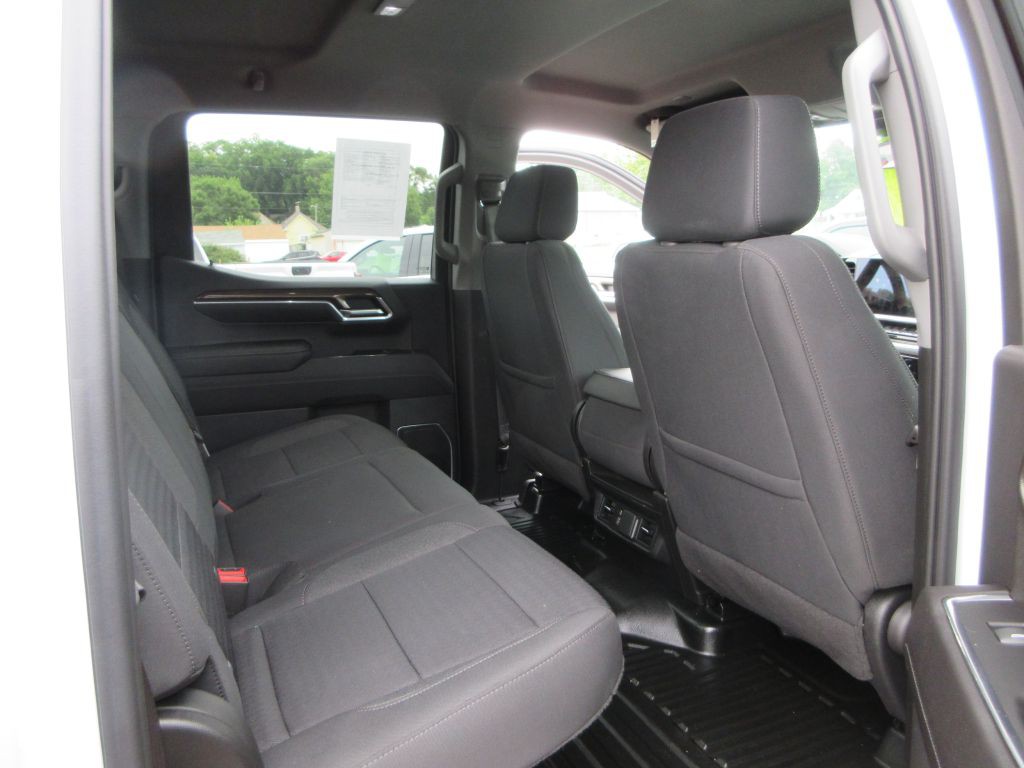 2023 Chevrolet Silverado 1500 Image 10