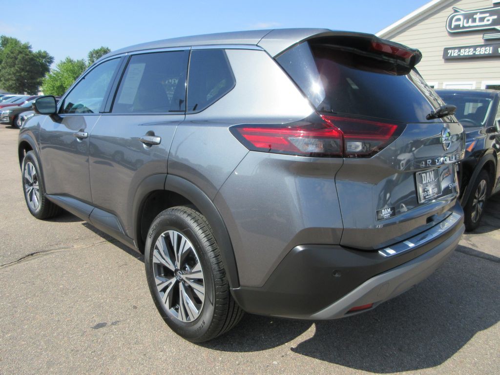 2021 Nissan Rogue Image 3