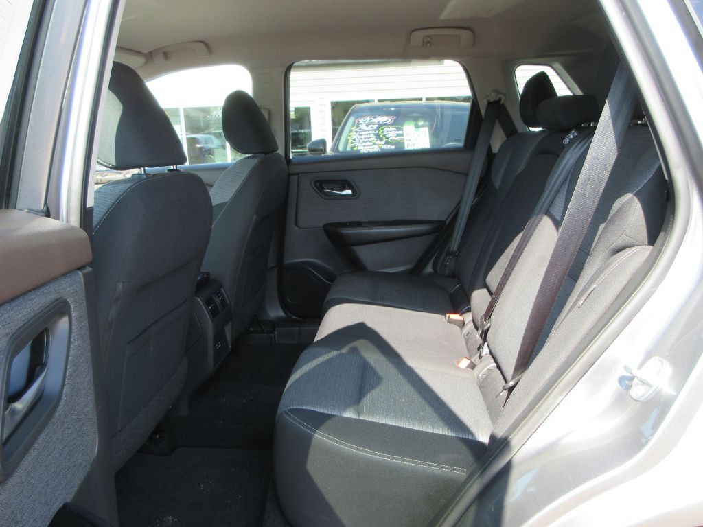 2021 Nissan Rogue Image 9