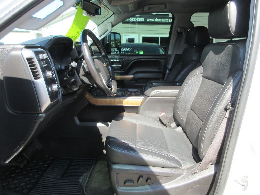2015 Chevrolet Silverado 1500 Image 7