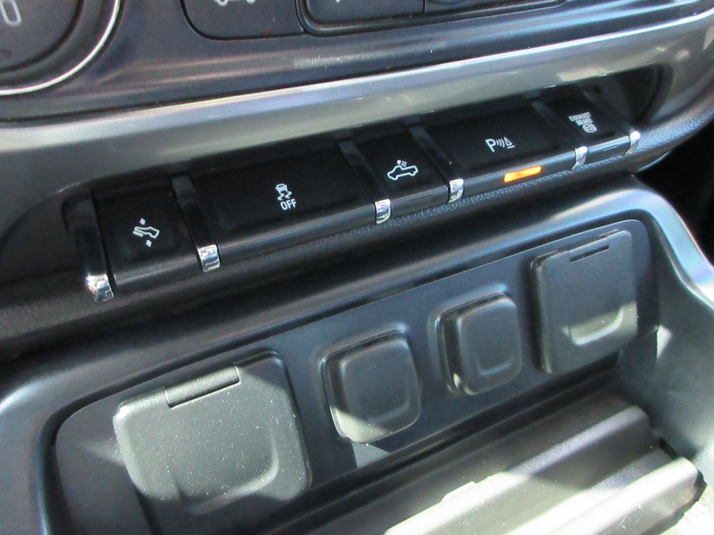 2015 Chevrolet Silverado 1500 Image 14