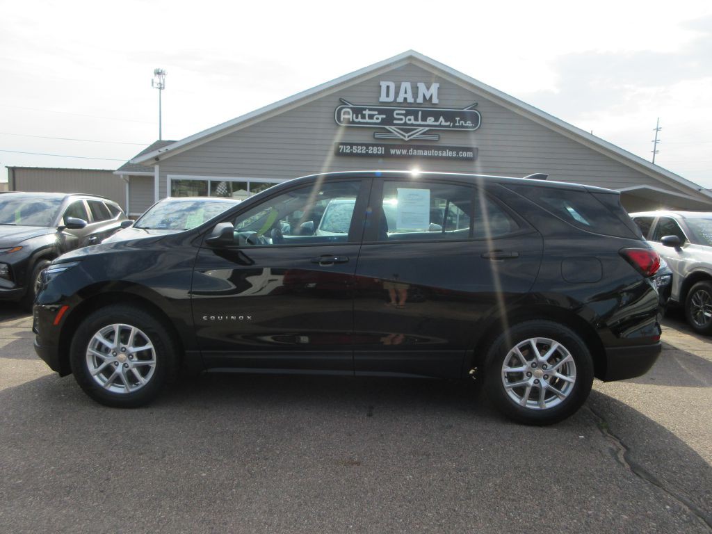 2023 Chevrolet Equinox Image 2