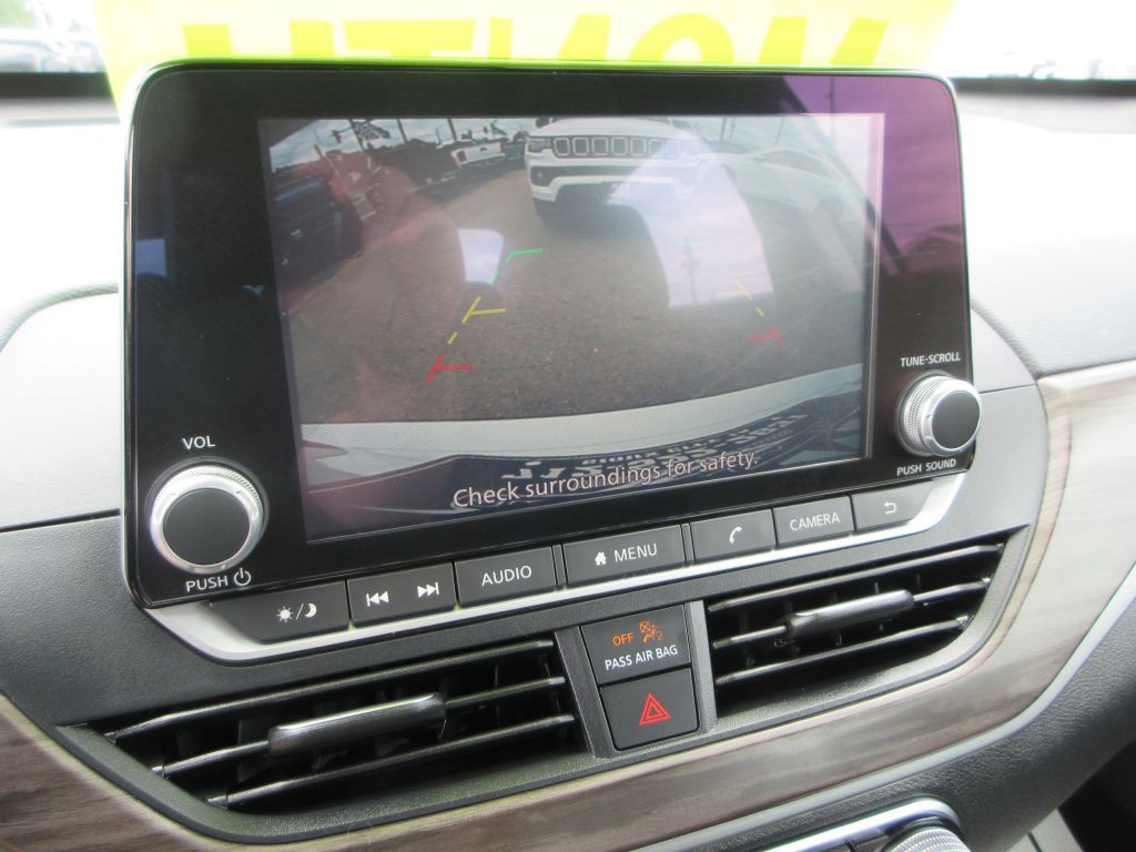 2025 Nissan Altima Image 13