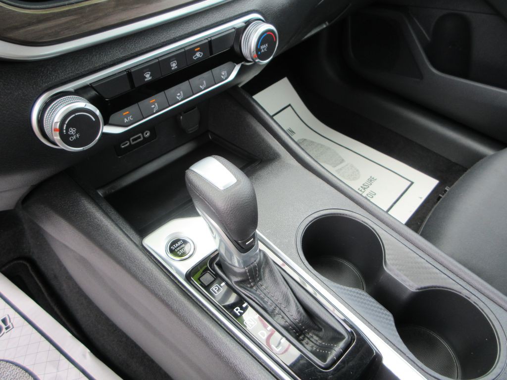 2025 Nissan Altima Image 14