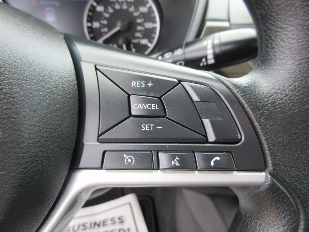 2025 Nissan Altima Image 16