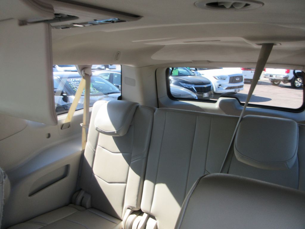 2020 Cadillac Escalade Image 10