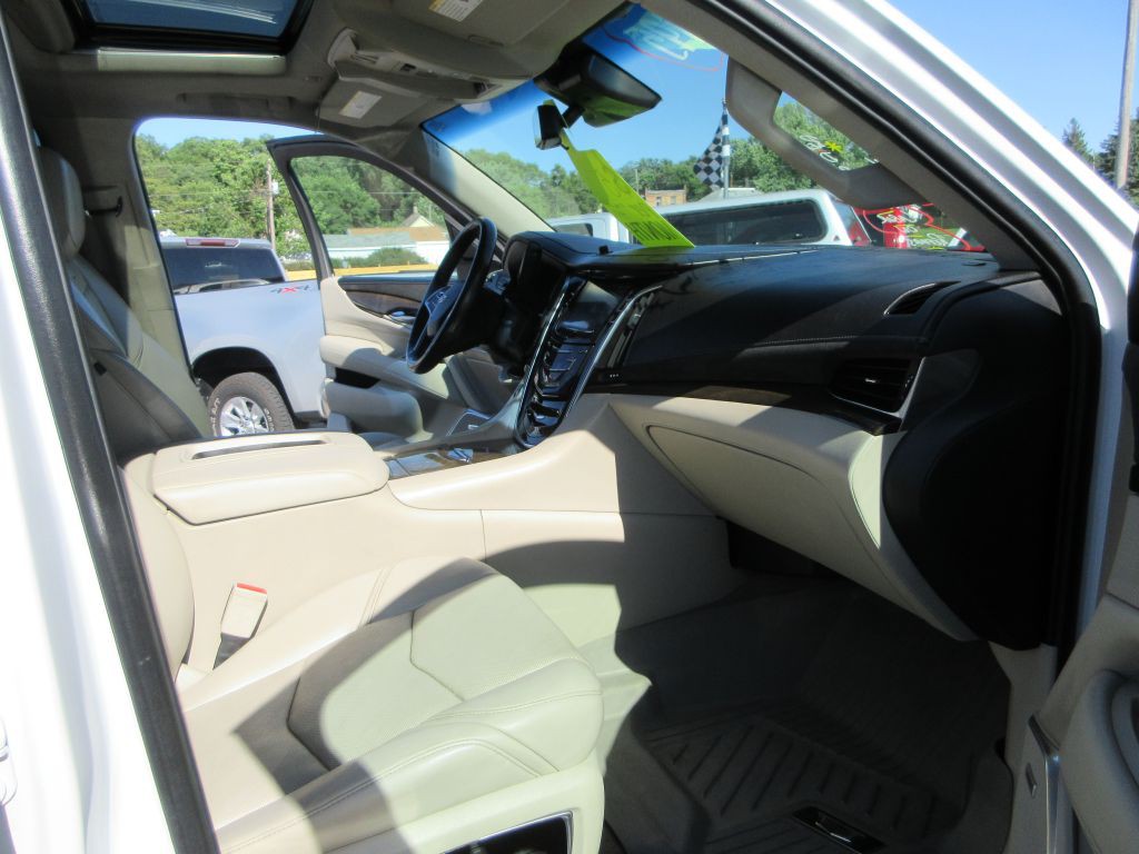 2020 Cadillac Escalade Image 12
