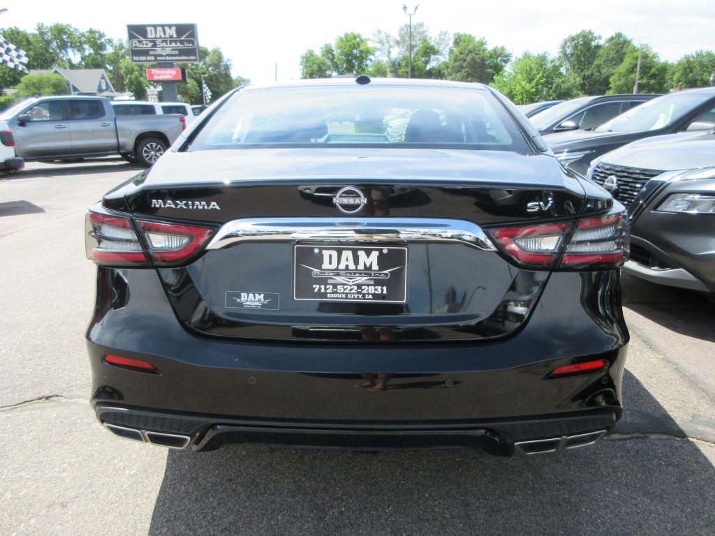 2023 Nissan Maxima Image 4