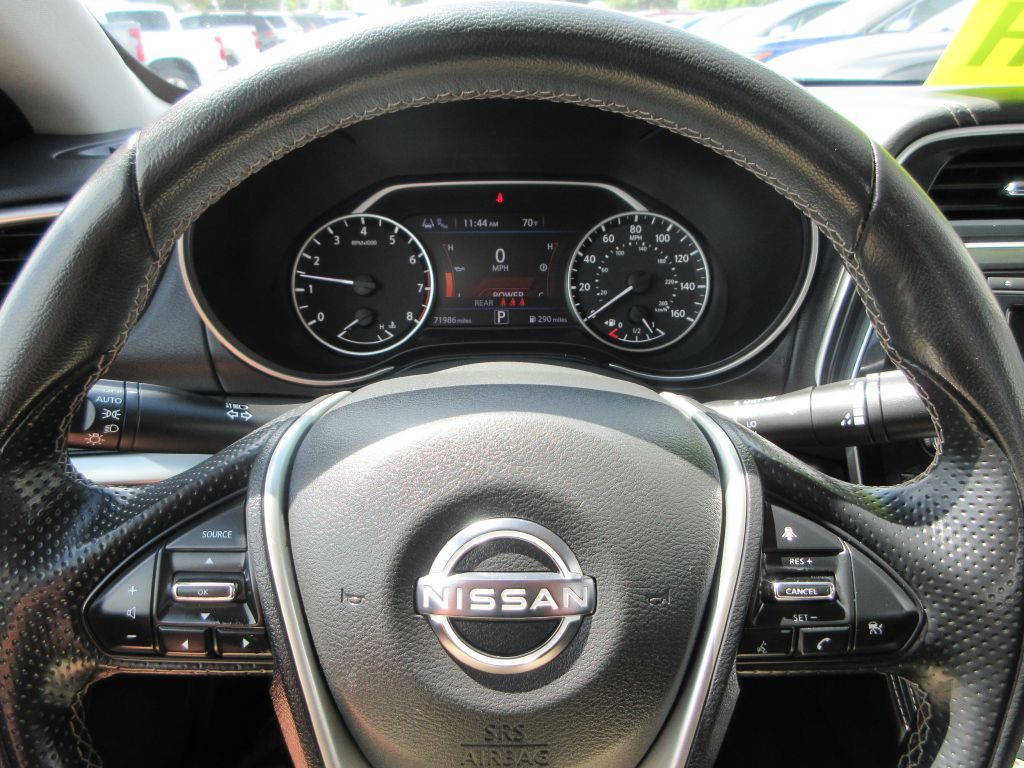 2023 Nissan Maxima Image 14