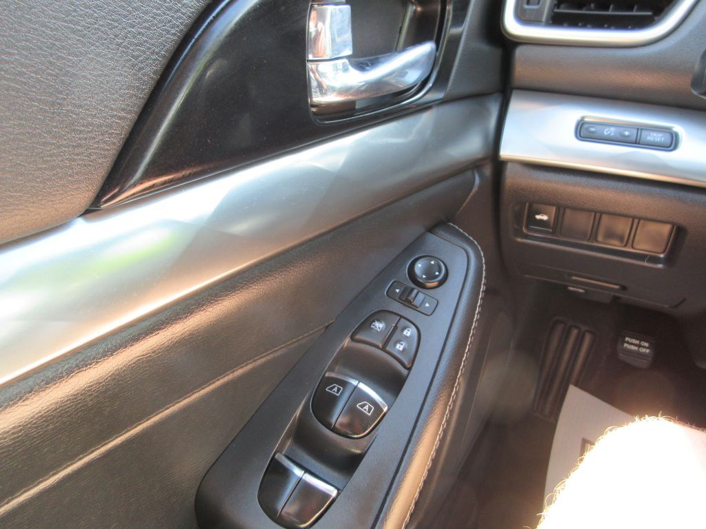 2023 Nissan Maxima Image 21