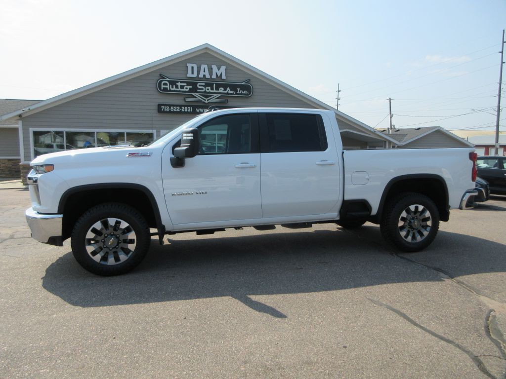 2022 Chevrolet Silverado 1500 Image 2