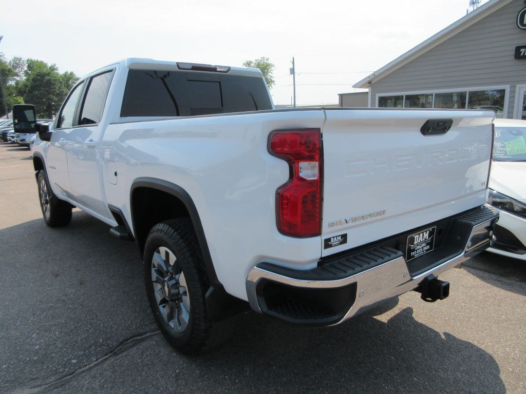 2022 Chevrolet Silverado 1500 Image 3