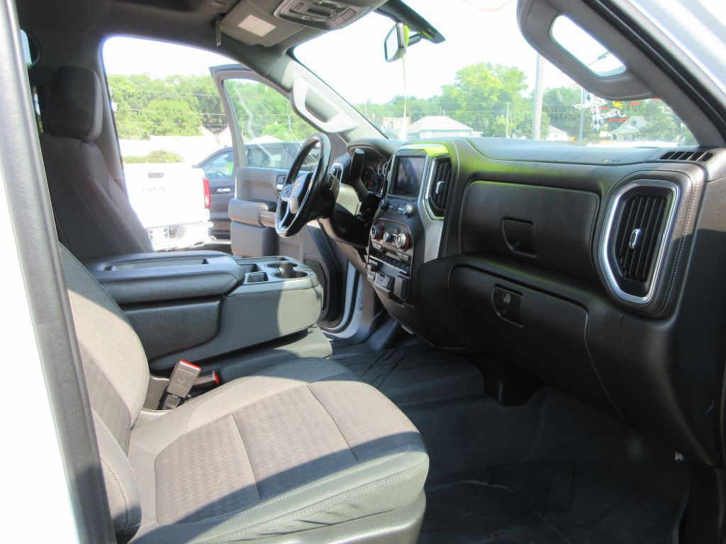 2022 Chevrolet Silverado 1500 Image 11
