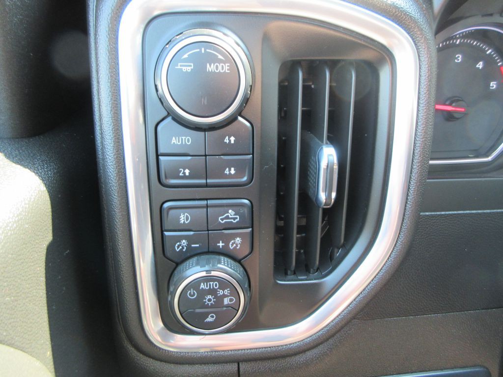 2022 Chevrolet Silverado 1500 Image 17