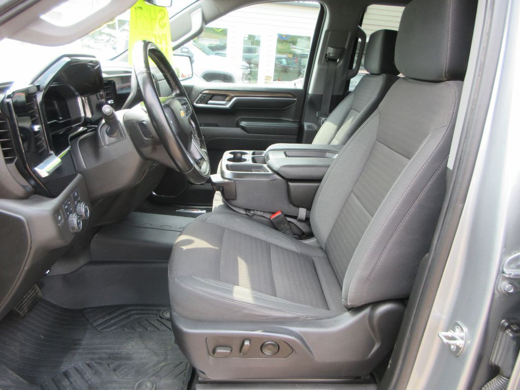 2023 Chevrolet Silverado 1500 Image 8