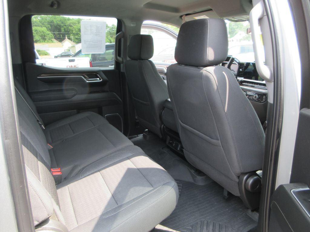 2023 Chevrolet Silverado 1500 Image 10