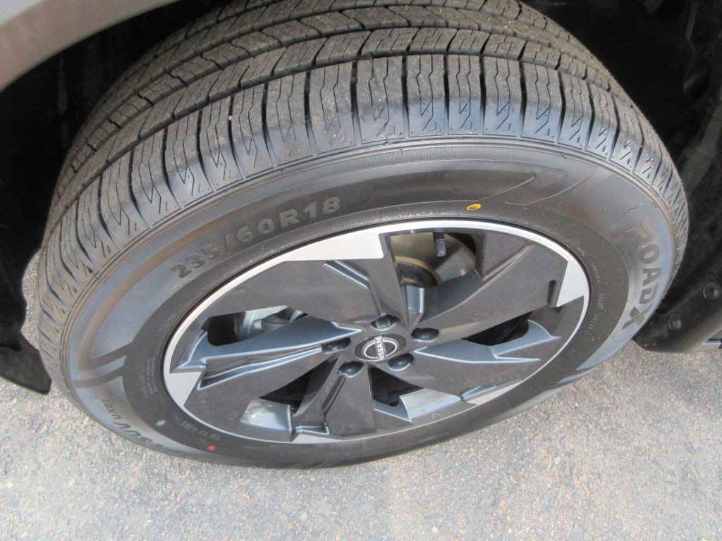 2024 Nissan Rogue Image 17