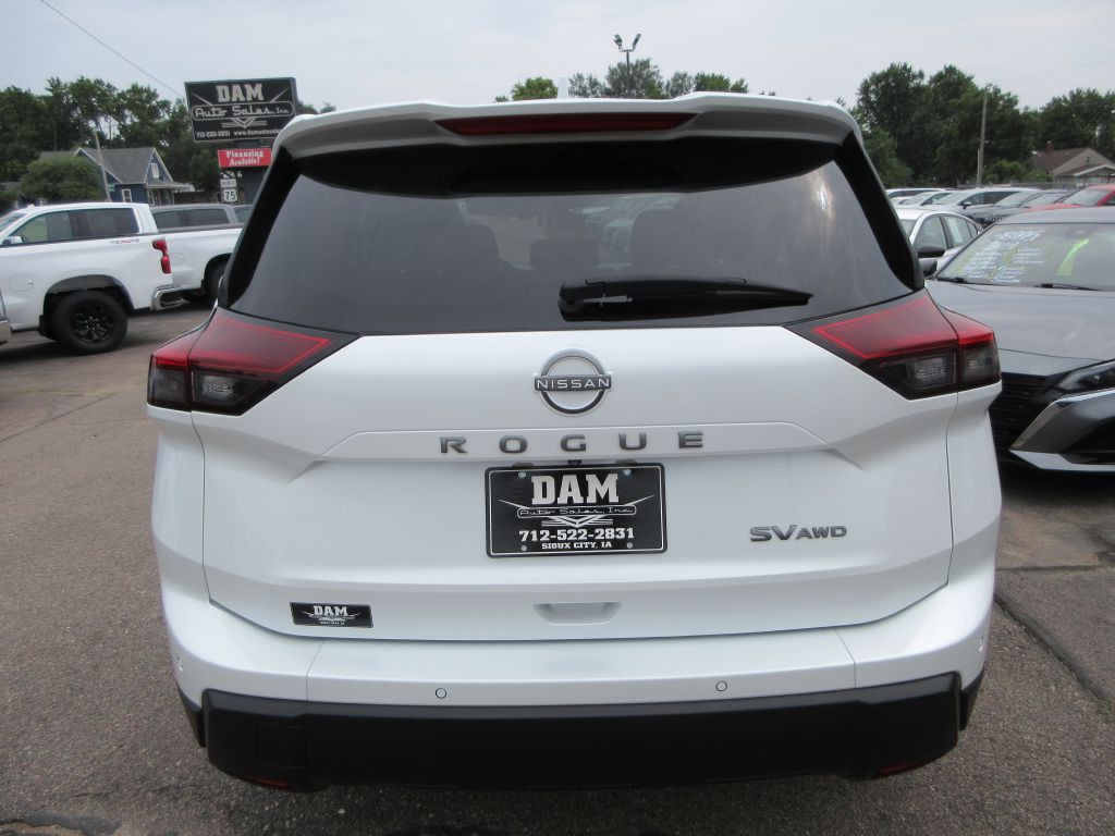 2024 Nissan Rogue Image 4