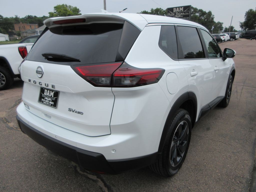 2024 Nissan Rogue Image 5