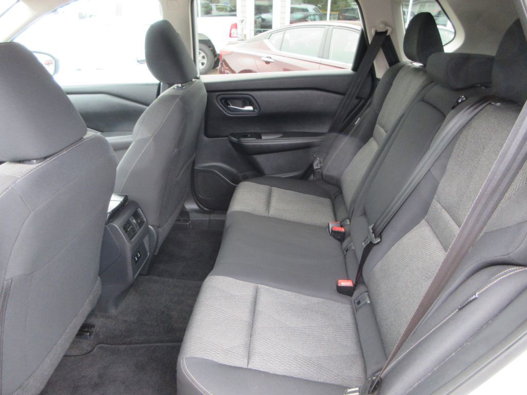 2024 Nissan Rogue Image 9