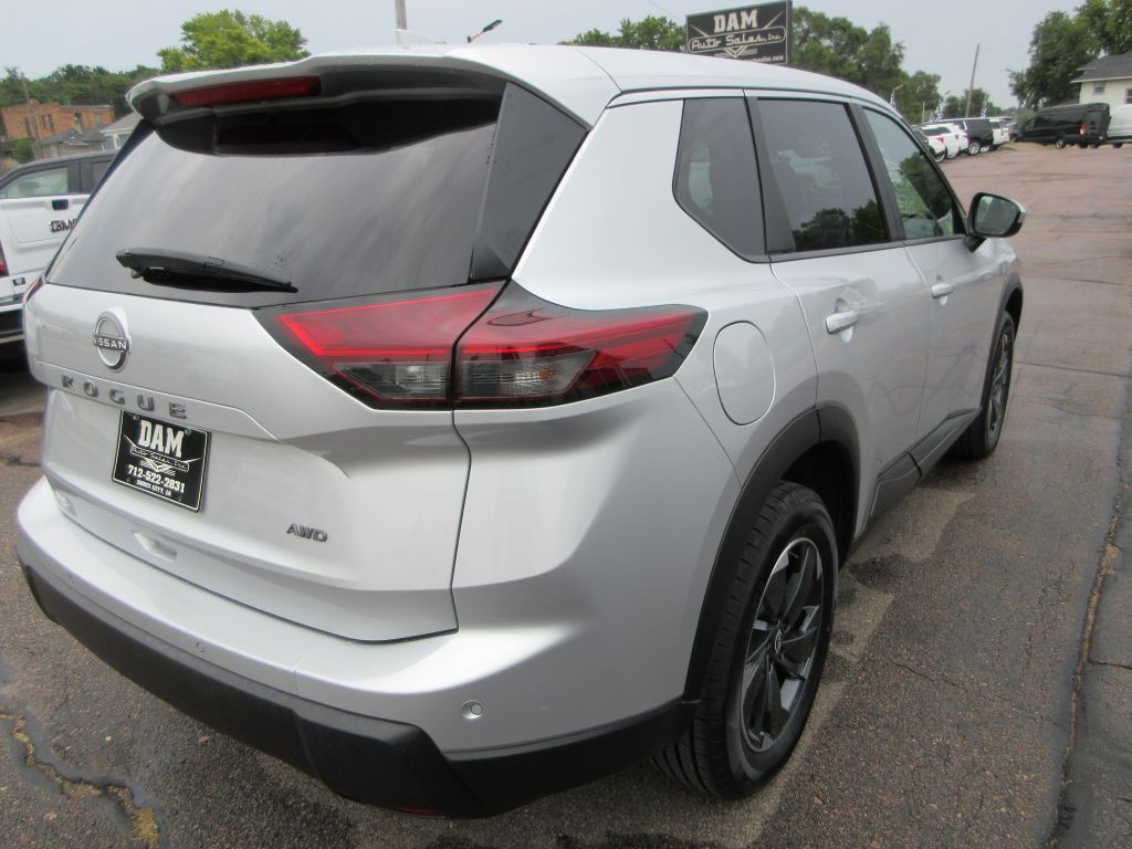 2025 Nissan Rogue Image 5