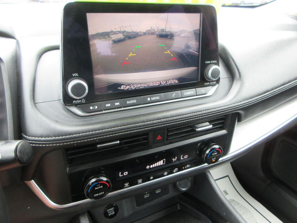 2025 Nissan Rogue Image 13
