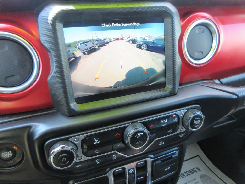 2023 Jeep Wrangler Image 13