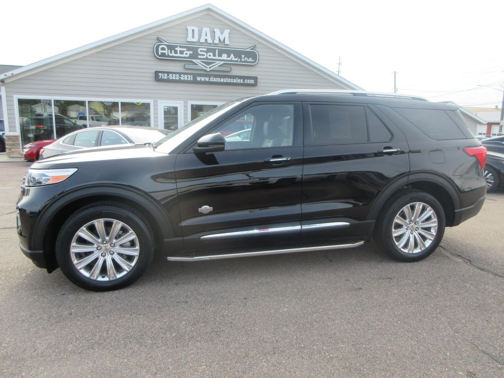 2022 Ford Explorer Image 2