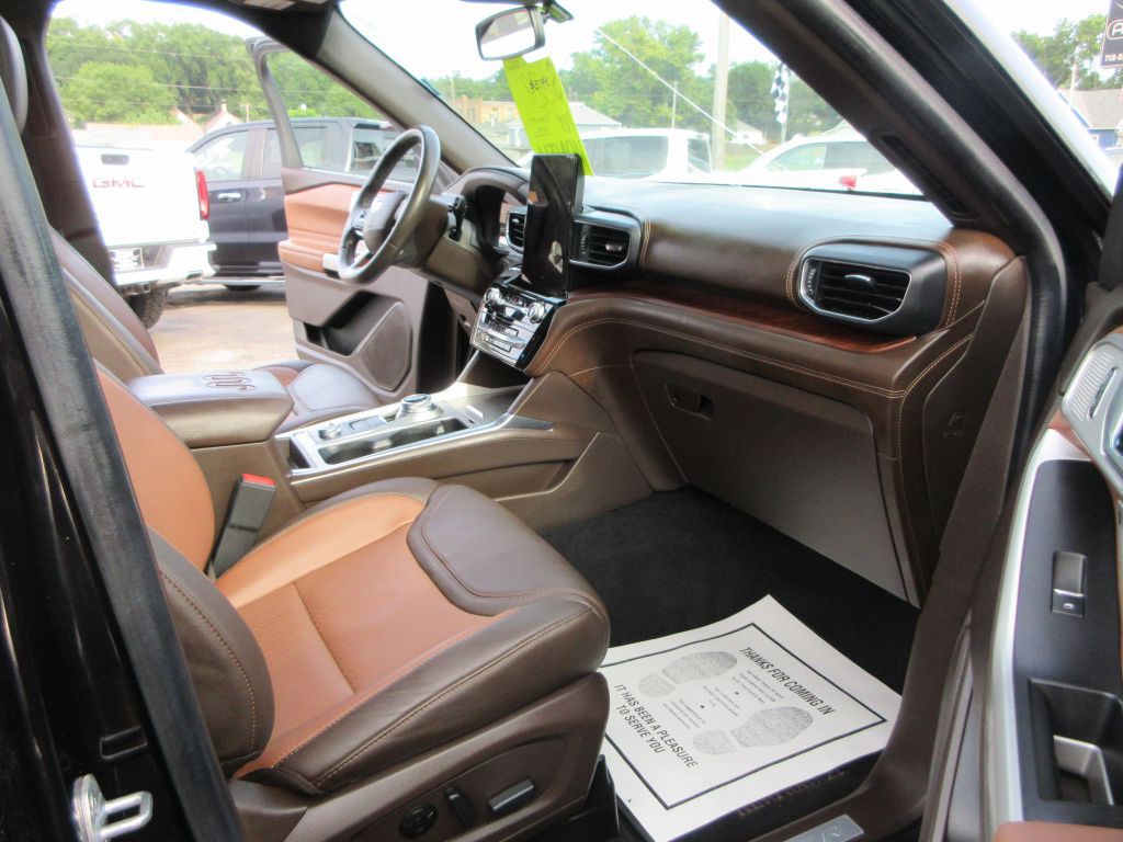 2022 Ford Explorer Image 12